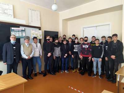 Встреча студентов с муллой Салаватом Хазратом