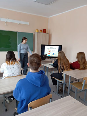В группах 1СЭЗ-23 и 1ПК-22 были проведены классные часы