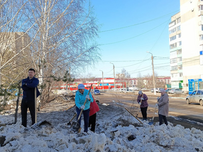 Сегодня в нашем колледже прошел субботник