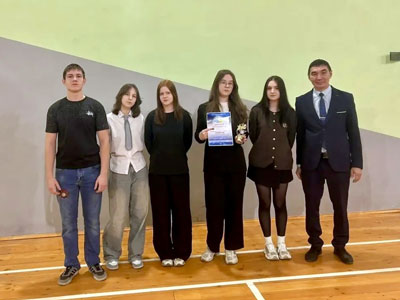 Неделя по традиции началась с торжественной церемонии