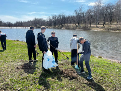 Группа 1ГС-25 присоединились к городскому молодежному субботнику