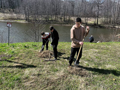 Группа 1ГС-25 присоединились к городскому молодежному субботнику