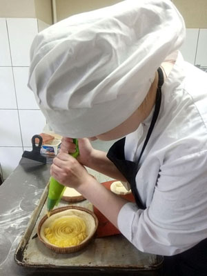 Группа 1ПК-22 по профессии 43.01.09 Повар, кондитер вышла на производственную практику