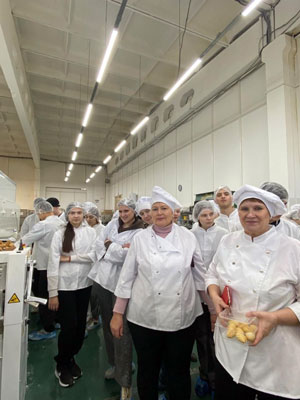 Группы 1ПК–22 и 1ПК–25 посетили пекарню ИП Пчелякова А.К.