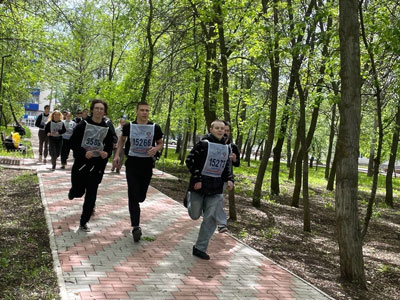 Легкоатлетический забег Спорт против наркотиков