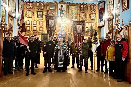 Казачий крестный ход в поддержку воинов СВО